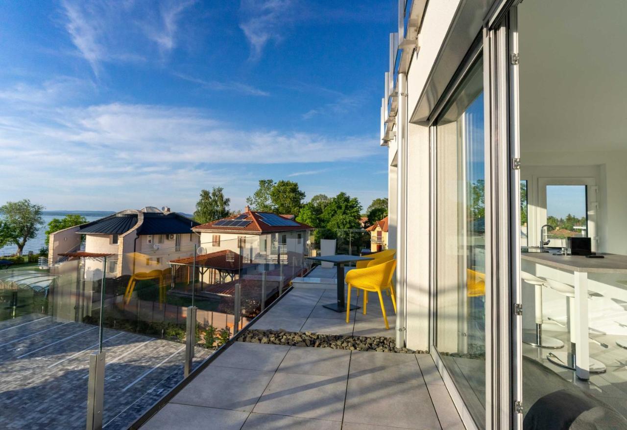 Izi Apartman Fonyod Exterior photo